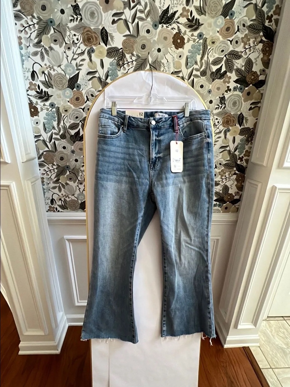 Altar’d state Arula raw hem crop flare jeans